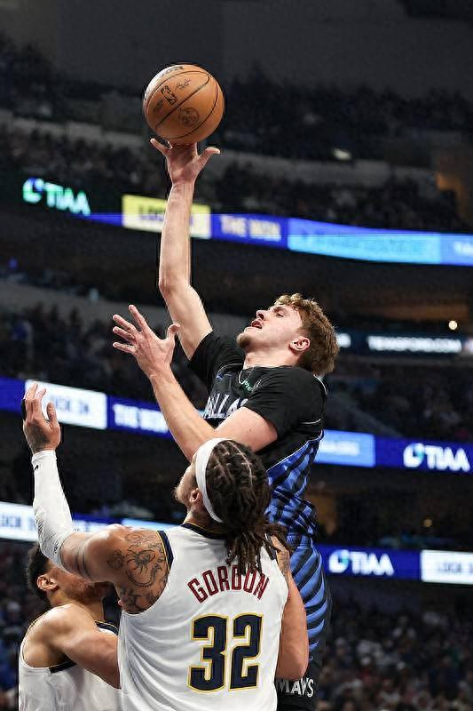 爱游戏下载-关于英超赛程吃紧，达拉斯独行侠清晨队长鼓劲，震撼外界，身体对抗强度拉满的信息