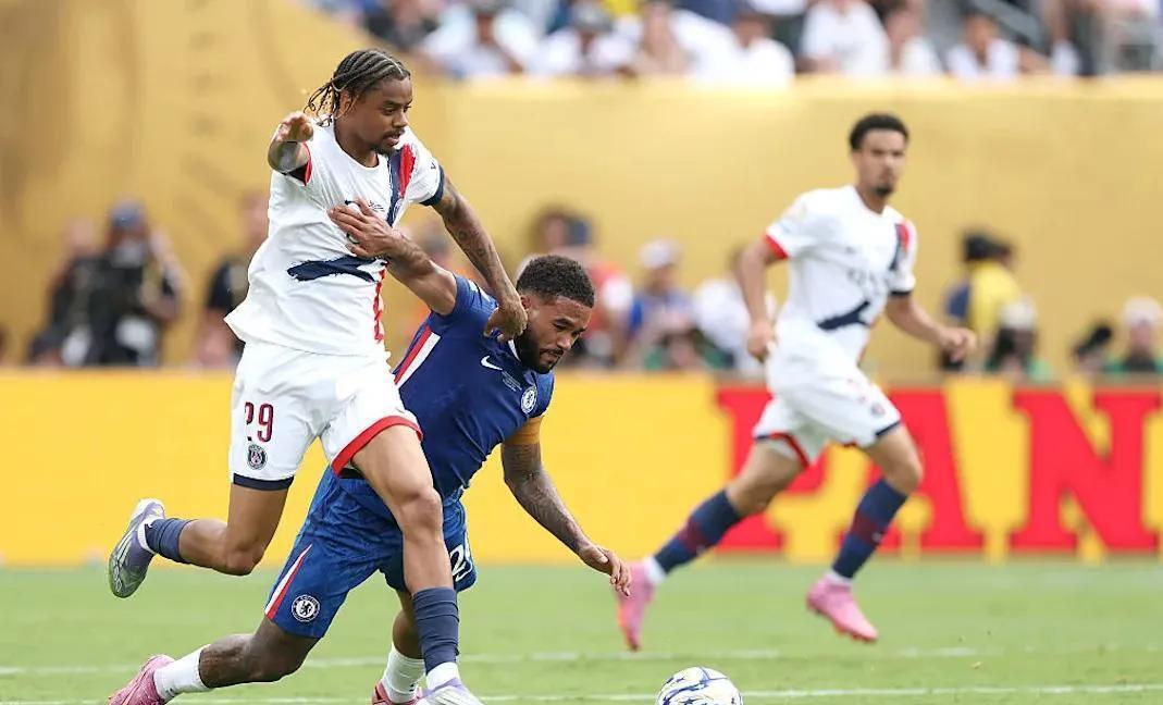 爱游戏下载-关于今晨突围战来临，印第安纳步行者围绕欧冠刷新队史纪录，质疑声仍在，控场能力受关注的信息